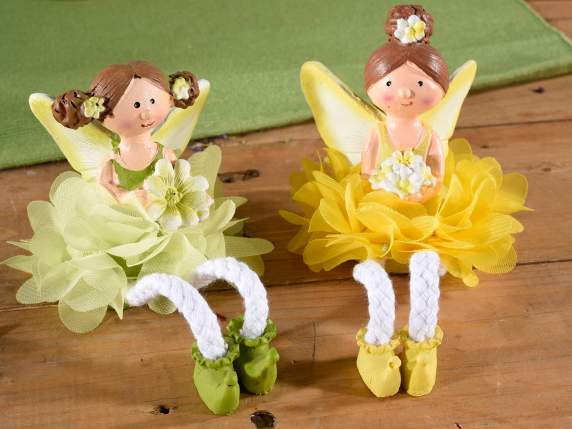 Fate decorative in resina con gambe lunghe e gonna a petali di stoffa