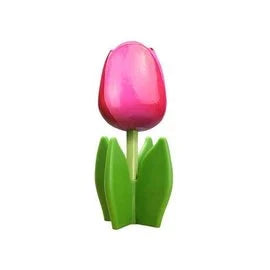 tulipano in legno su foglia