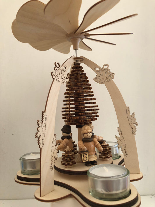 pyramide in legno