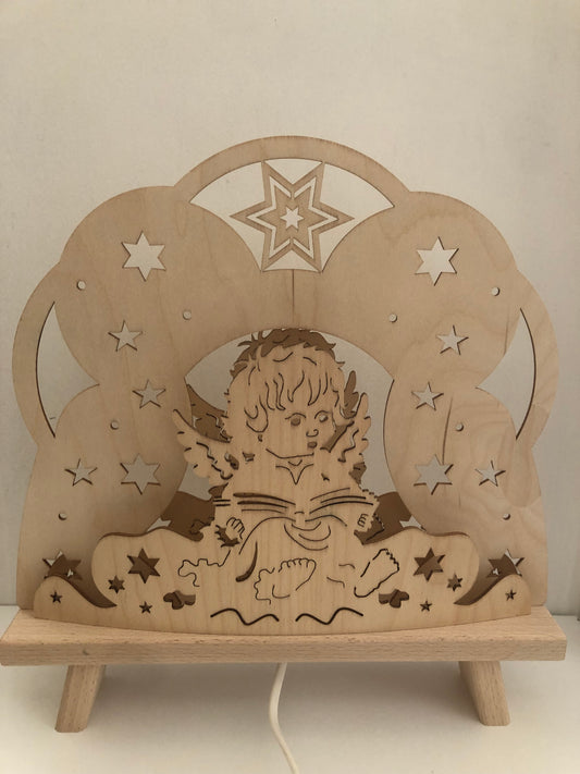 oggetto in legno illuminato